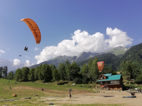 Solang Ropeway & Ski Centre