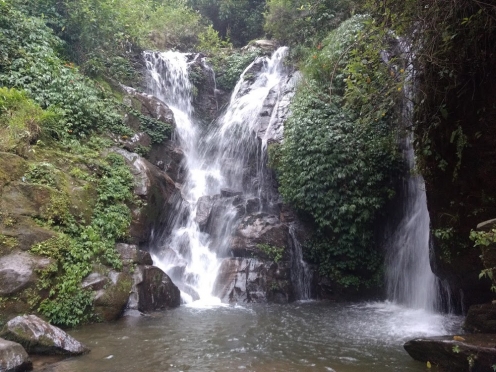 Chunnu Waterfall Tourist Attraction