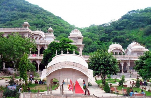 Khole Ke Hanuman Ji Temple