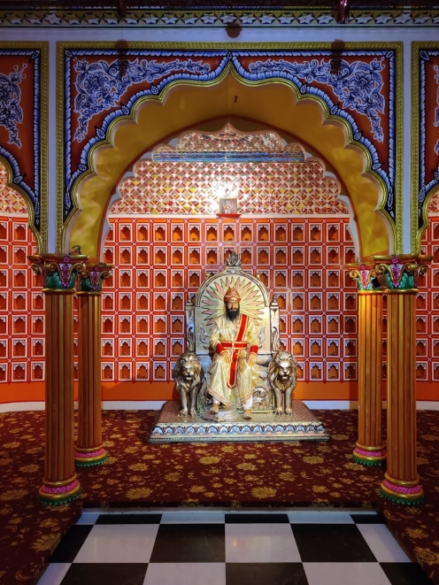 Lucky’s Celebrity Wax Museum