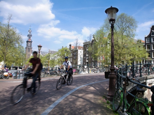 guided tours of walking and cycling