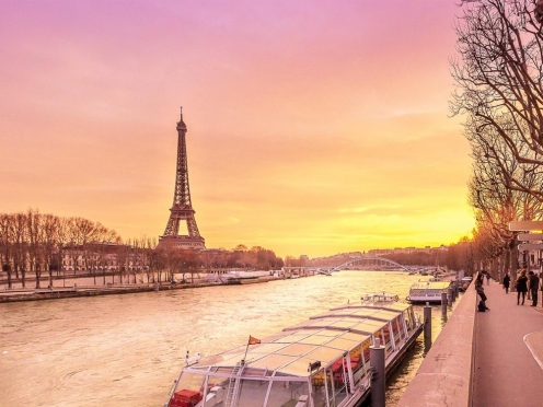 Seine river cruise 