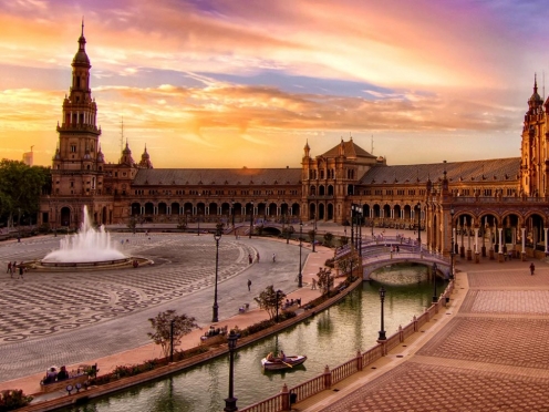 Seville guided sightseeing all important monuments [4 hours]