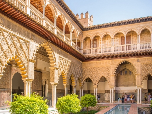 Skip the line guided tour to Alcazar [1 hour]
