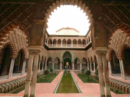 Skip the line guided tour to Alcazar [1 hour]