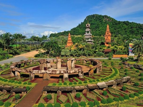 Nong Nooch Tropical Garden 