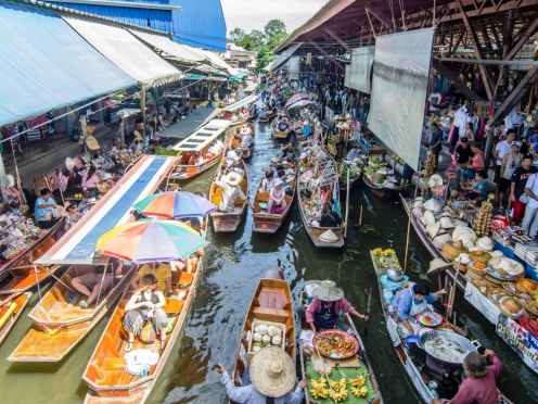 Damnoen Saduak Floating Market 