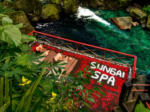 Spa on a River experience or Jungle.