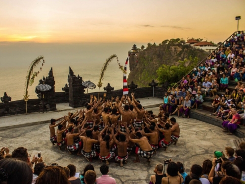 Uluwatu and Kechak dance Sunset and seaside candle light dinner at Jimabaran beach.