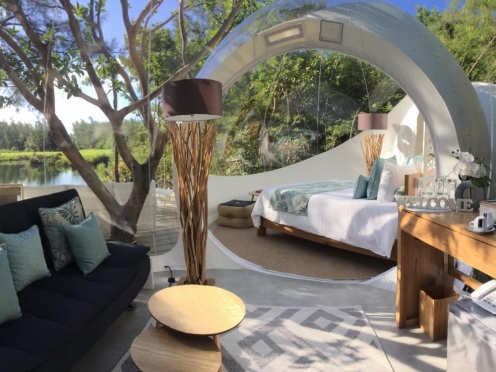 Bubble Lodge in an exclusive island.