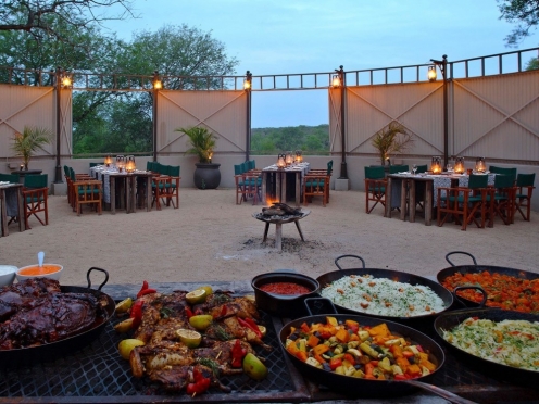 Gourmet Food Tour [ Eat & Drink like a local ]