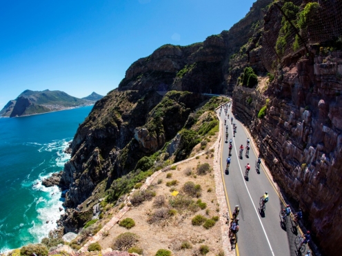 Electric Bikes & Cycling Tours . 