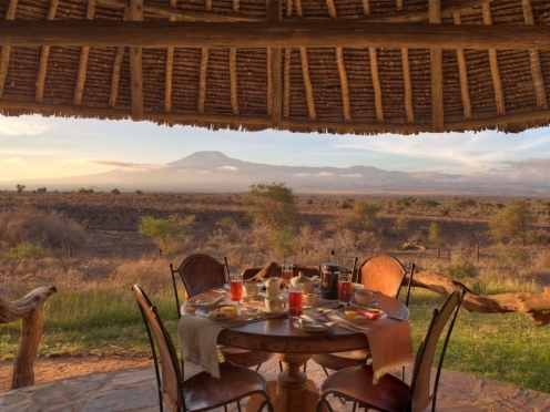 Amboseli National Park Game Drives & Stay.