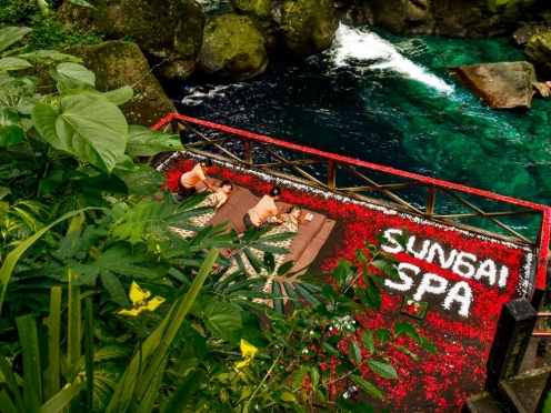 Spa on a River experience or Jungle.