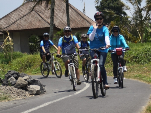 Bali Country-side Cycling tours.
