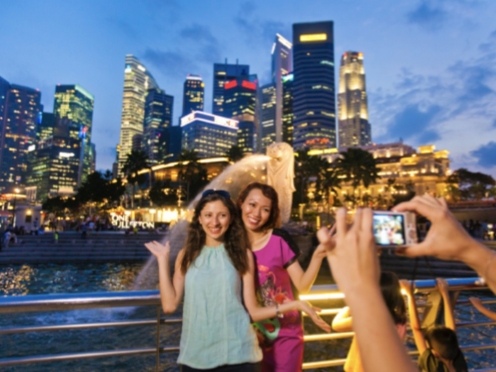 See Singapore with a Local Host.
