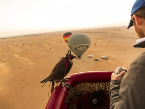 Hot air balloon over Desert with breakfast