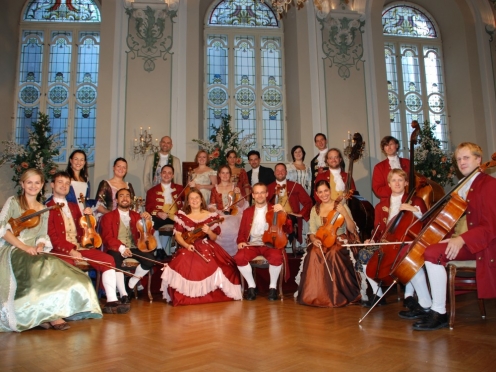 Dinner & Mozart fortress & River cruise