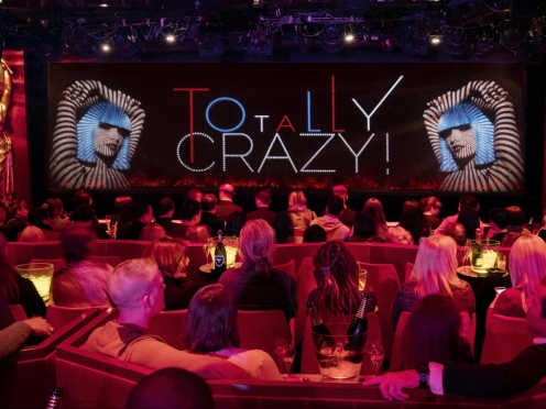 Crazy horse show or moulin rouge with Champagne 