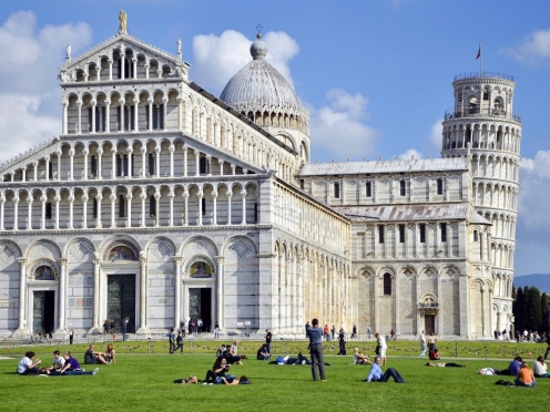 Self -guided Sightseeing at Pisa