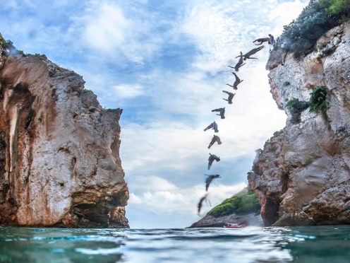 Cliff Jumping 