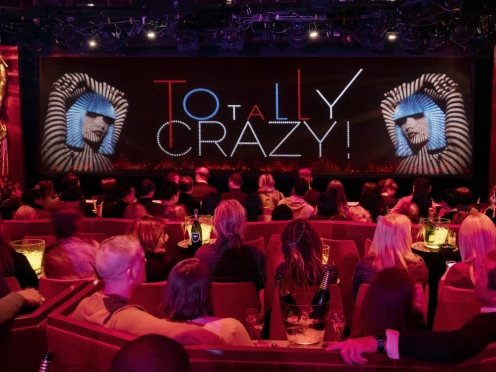 Crazy horse show or moulin rouge with Champagne 