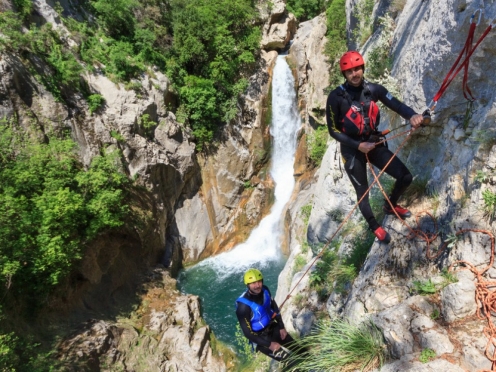 Extreme Canyoning