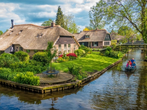 Giethoorn Day tour from Amsterdam