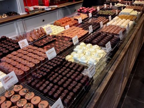 Separate chocolate and walking tours Brussels