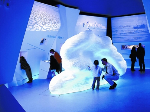 Dynamic Earth , Deep Sea World