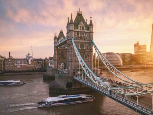 River Cruise Thames & Show Boat Experience London