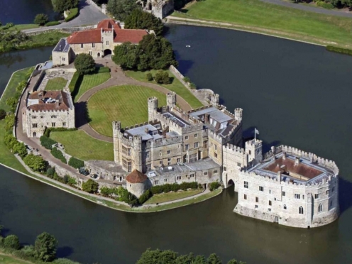 Leeds Castle , Canterbury Day Trip