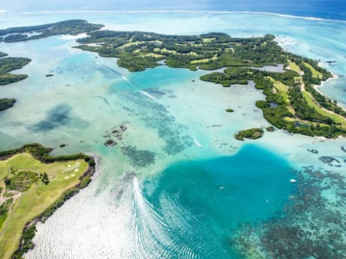 Ile aux Cerfs Leisure Island