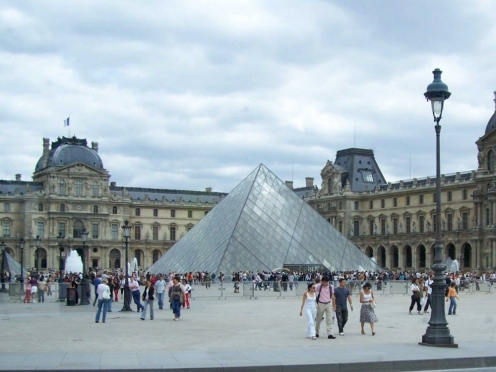 Louvre museum [skip the line]