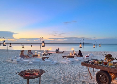 Beach love with Zanzibar 